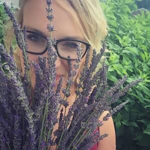 Meet your Posher, Meghan